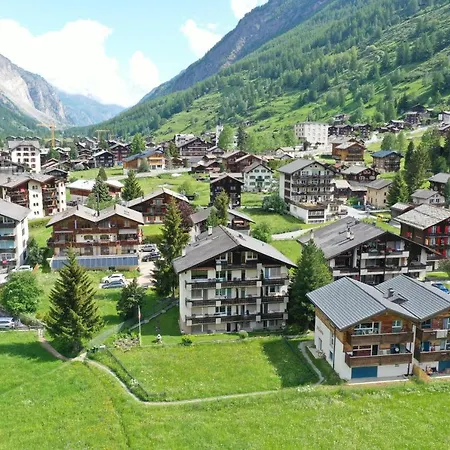 Enjoy The View Close To Zermatt With Parking Täsch